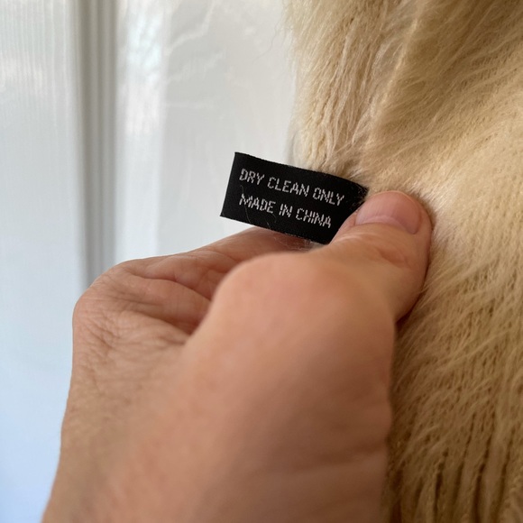 Scarf - Picture 6 of 6